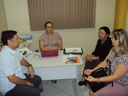 Reunião na SEAS com a Secretária Cláudia Moura