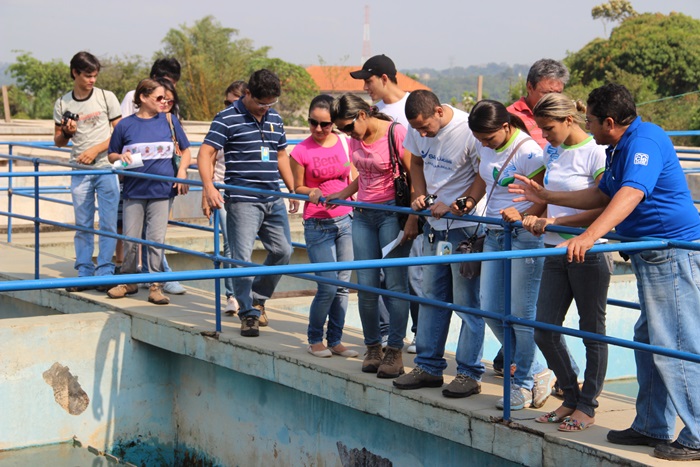 Acadêmicos da São Lucas visitam Estação de Tratamento de Água - 24/09/2013